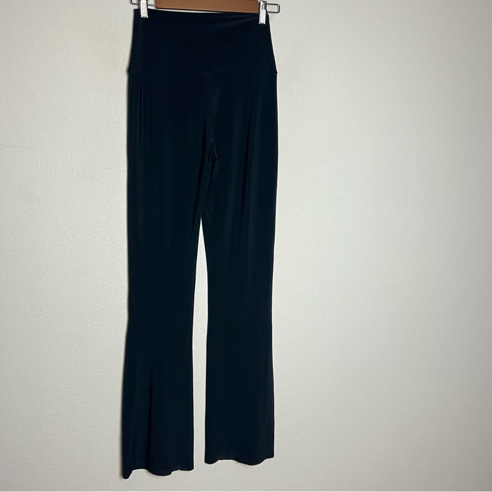 Norma Kamali Pewter Gray Boot Cut High Rise Slinky Pants Size XS - Picture 6 of 8